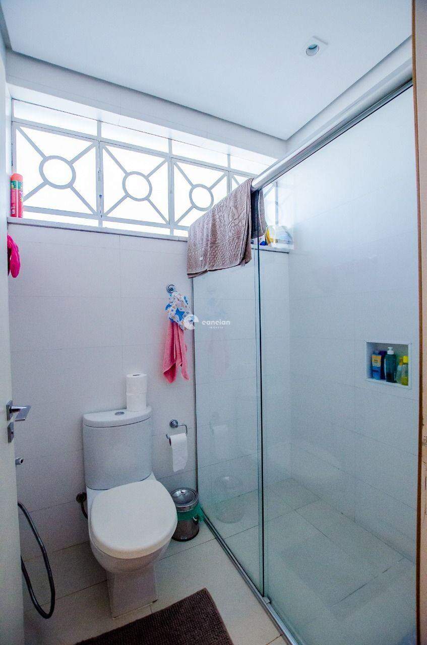 Casa à venda no Camobi: 
