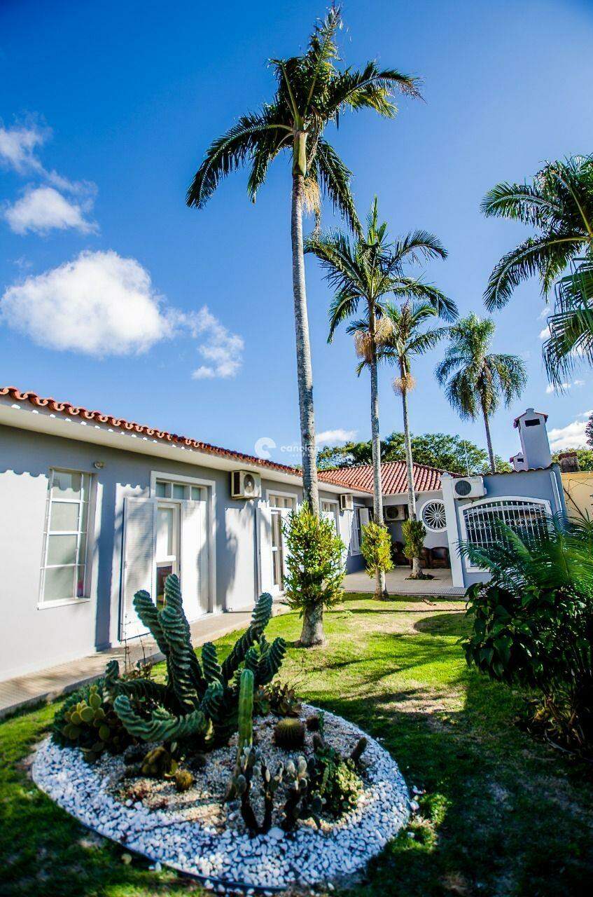 Casa à venda no Camobi: 