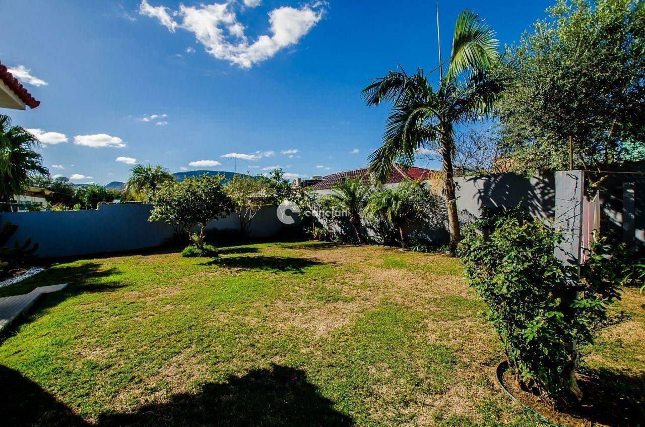 Casa à venda no Camobi: 