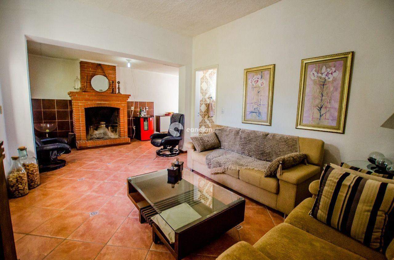 Casa à venda no Camobi: 