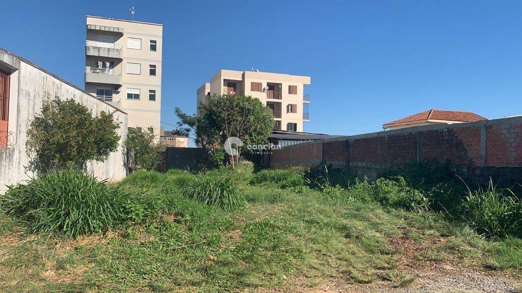 Terreno à venda no Camobi: 
