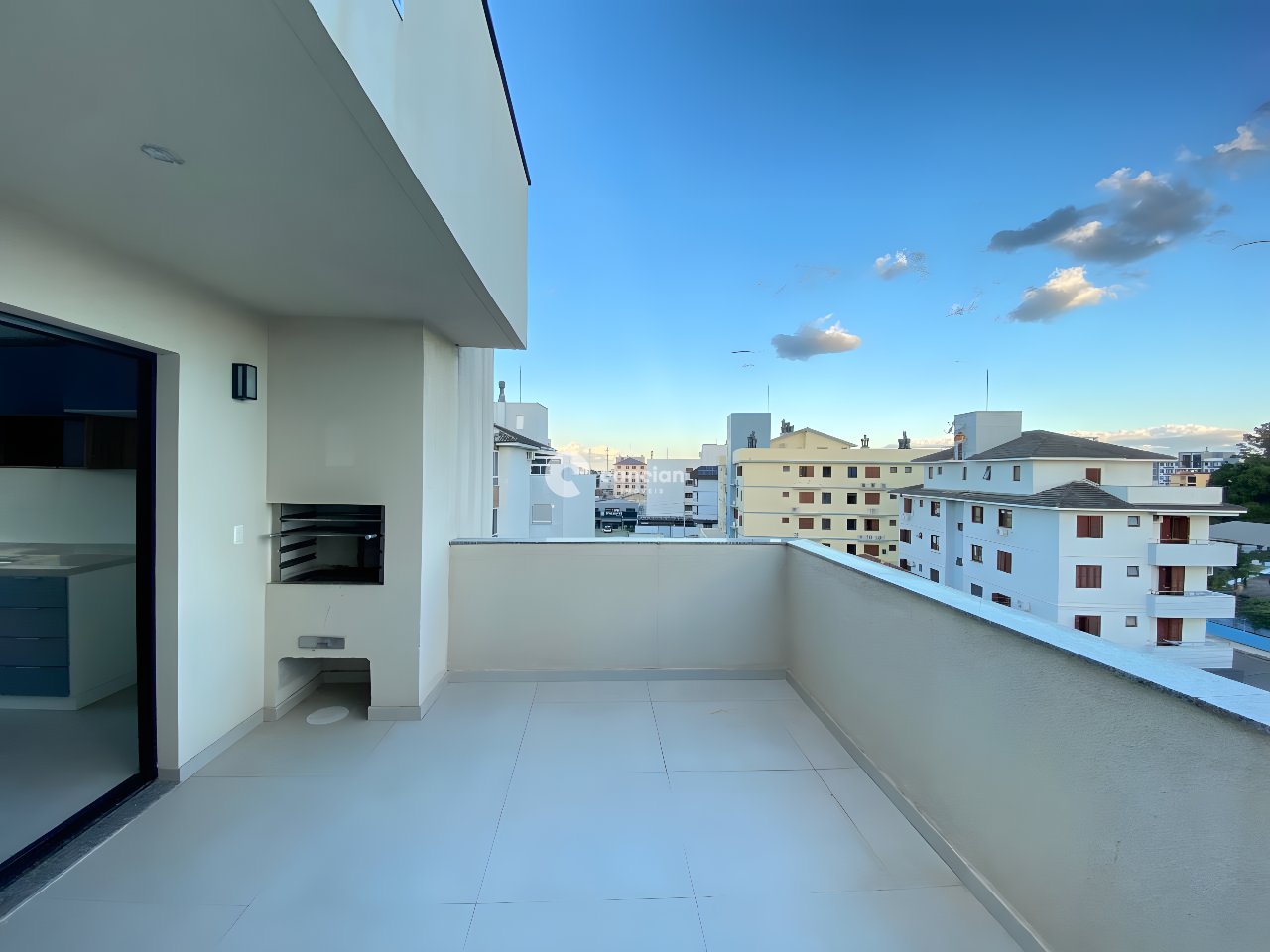 Duplex à venda no Camobi: 