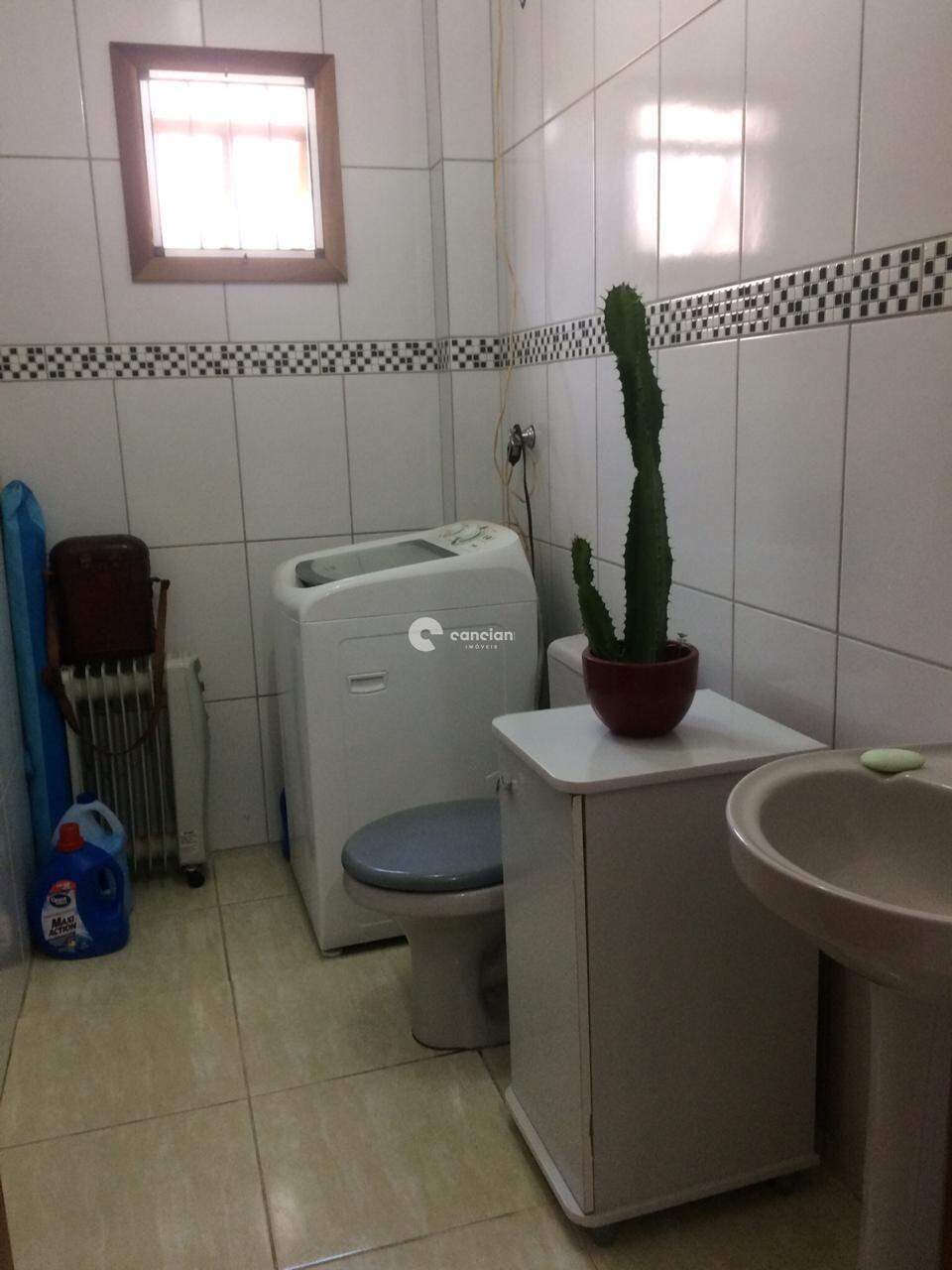 Casa de Condomínio à venda no São João: 