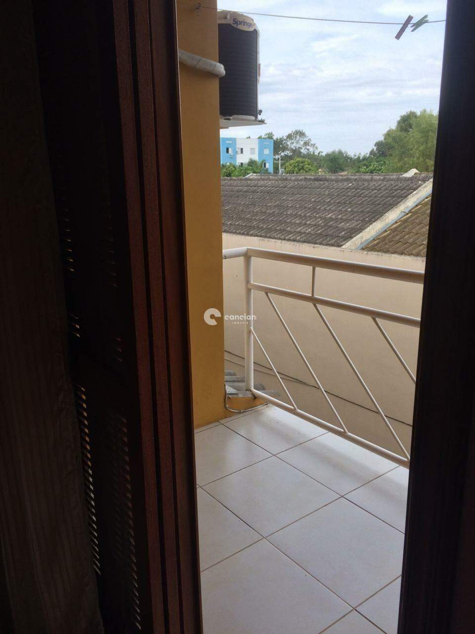 Casa de Condomínio à venda no São João: 
