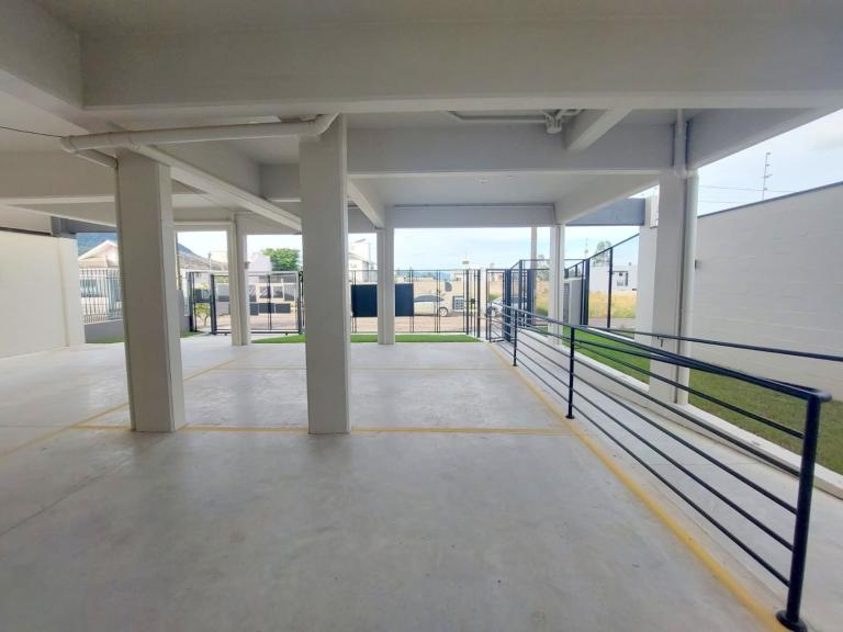 Apartamento à venda no Pé de Plátano: 