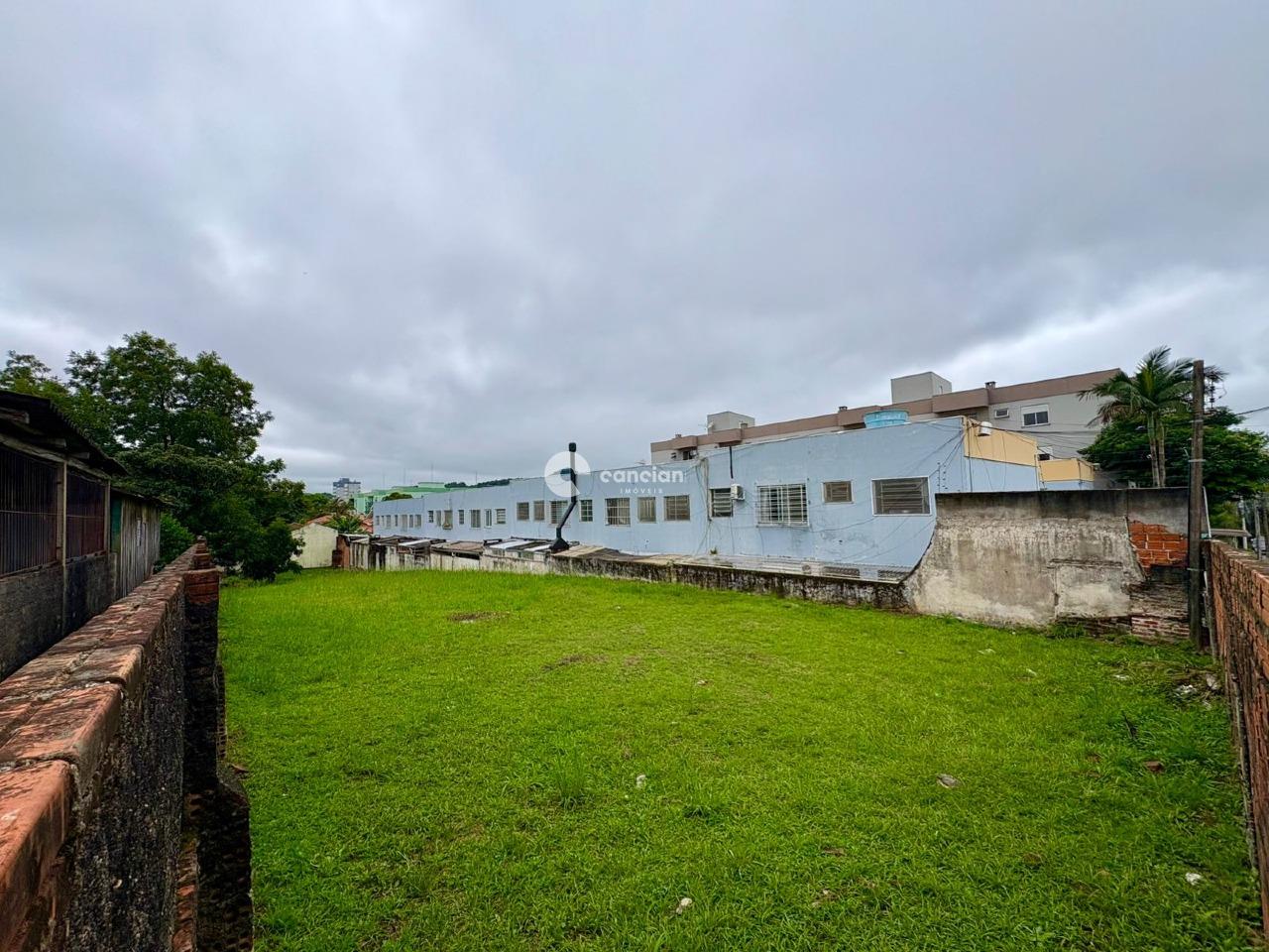 Terreno à venda no Nossa Senhora de Lourdes: 