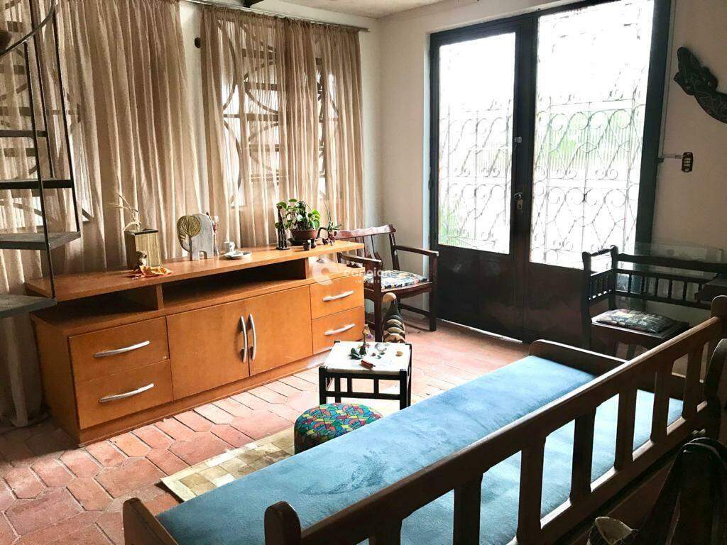 Casa à venda no Menino Jesus: 