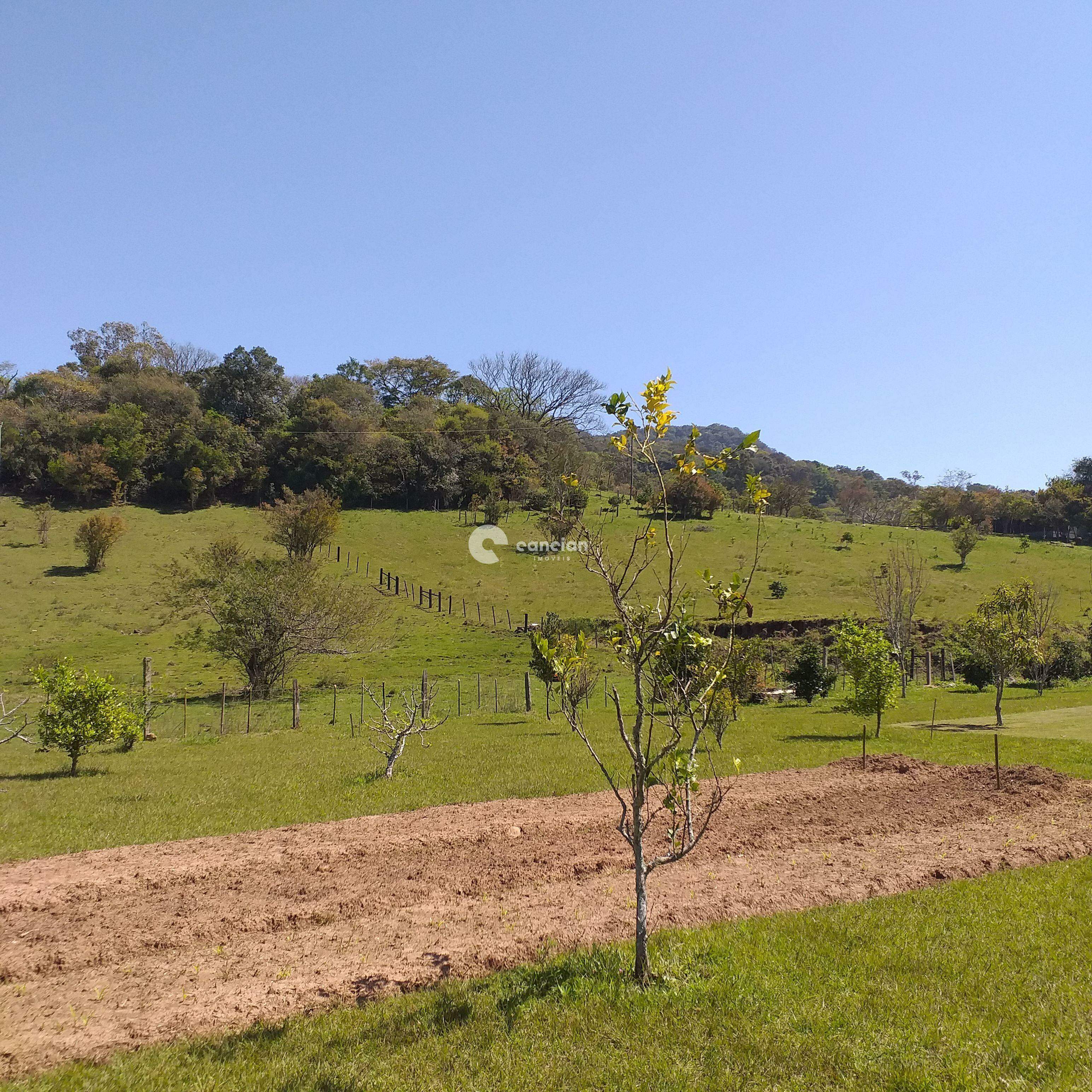 Chácara à venda no Pé de Plátano: 