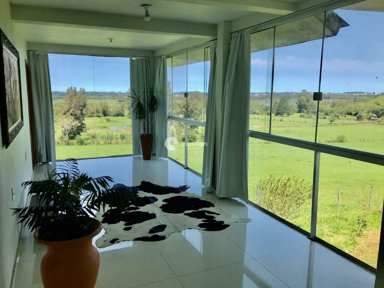 Casa à venda no Camobi: 