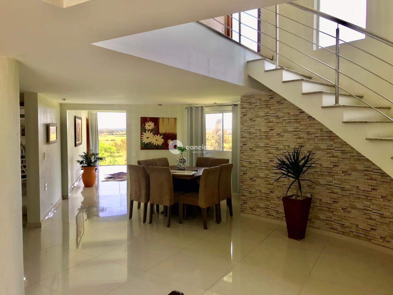 Casa à venda no Camobi: 