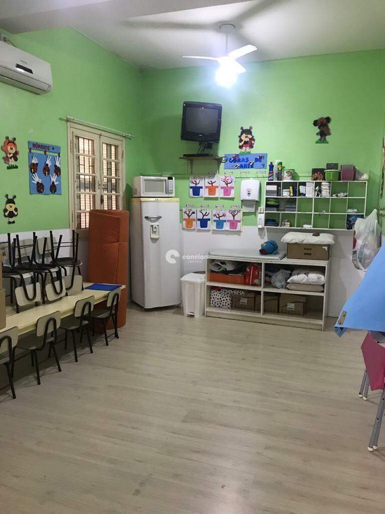 Casa Comercial à venda no Centro: 