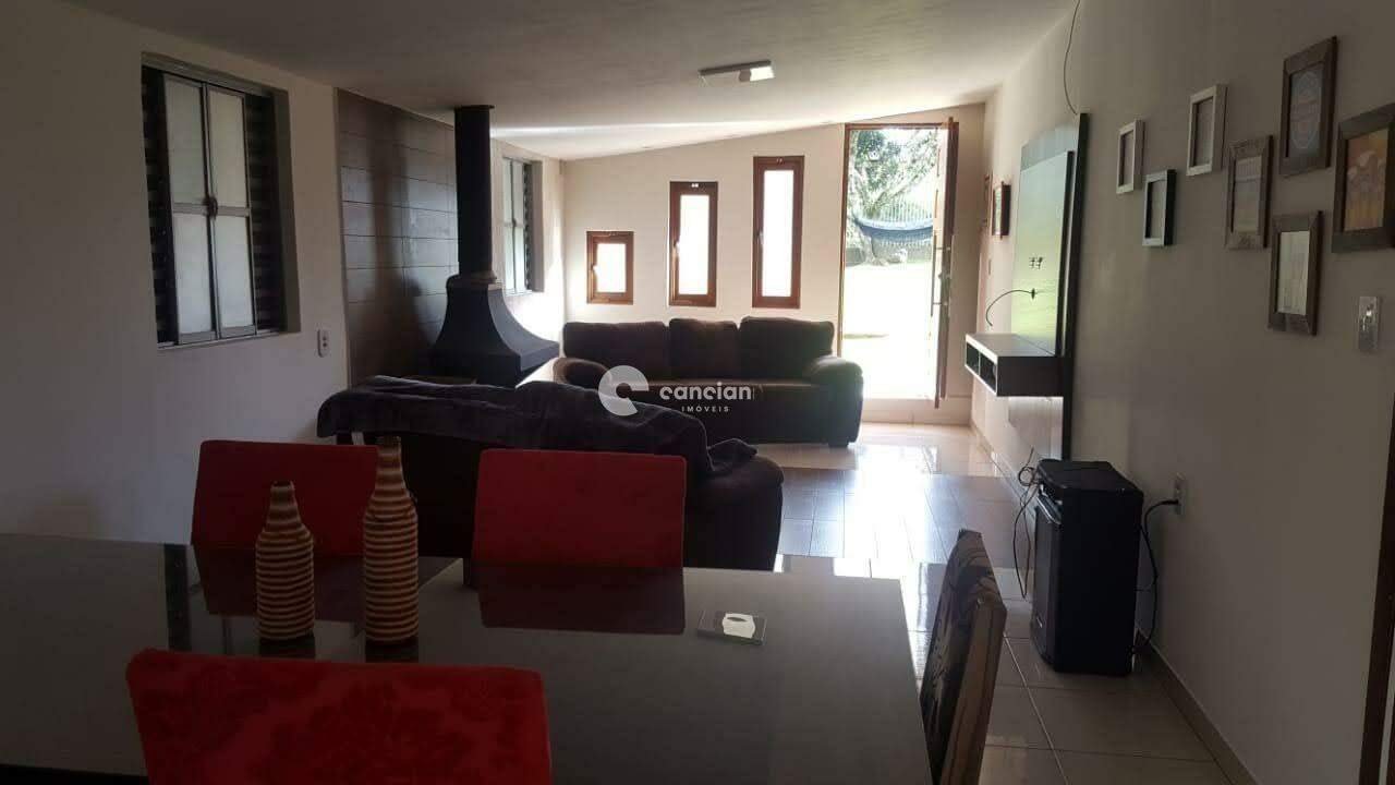 Casa à venda no Parque Serrano I: 
