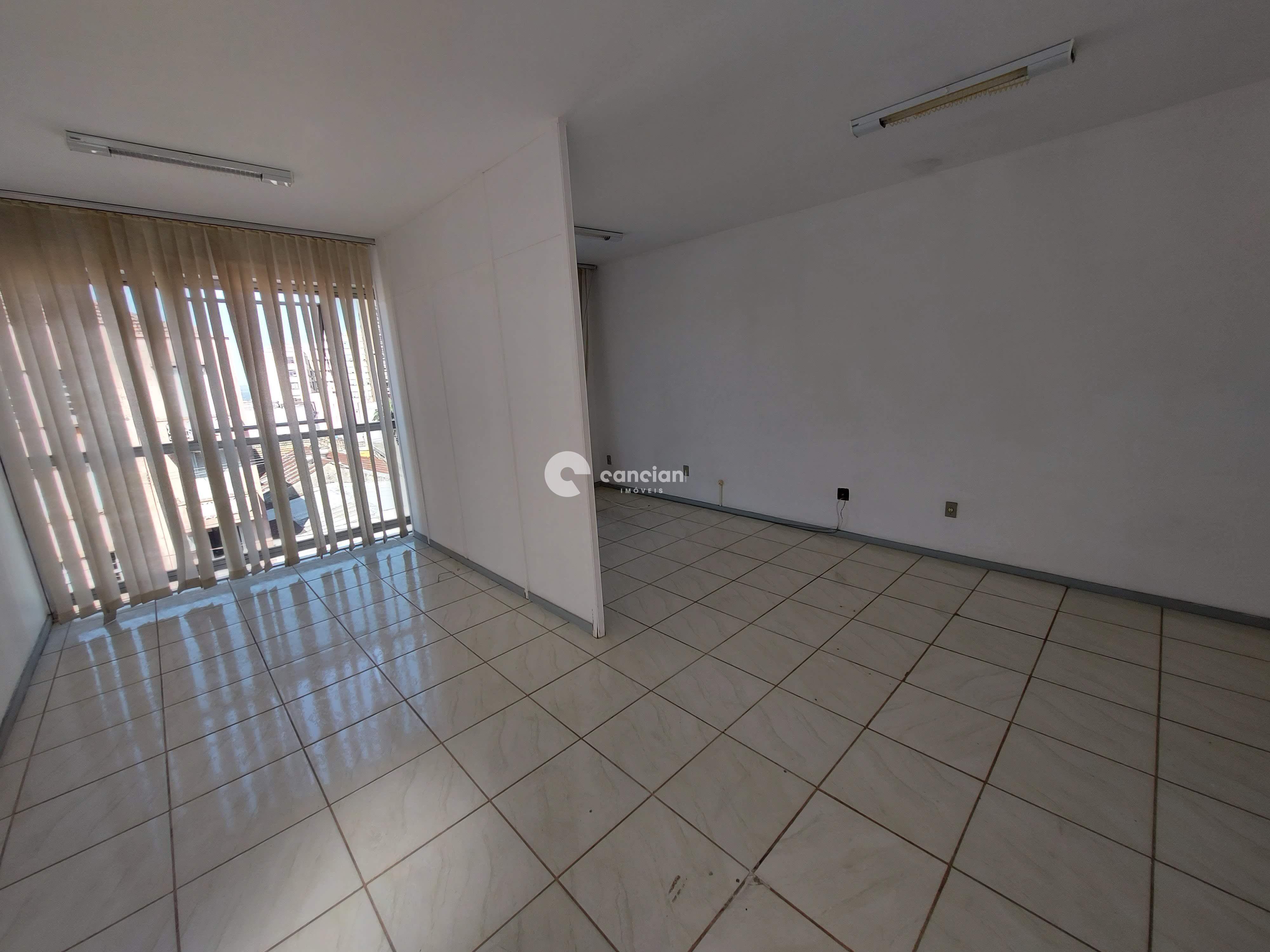 Sala Comercial à venda no Centro: 