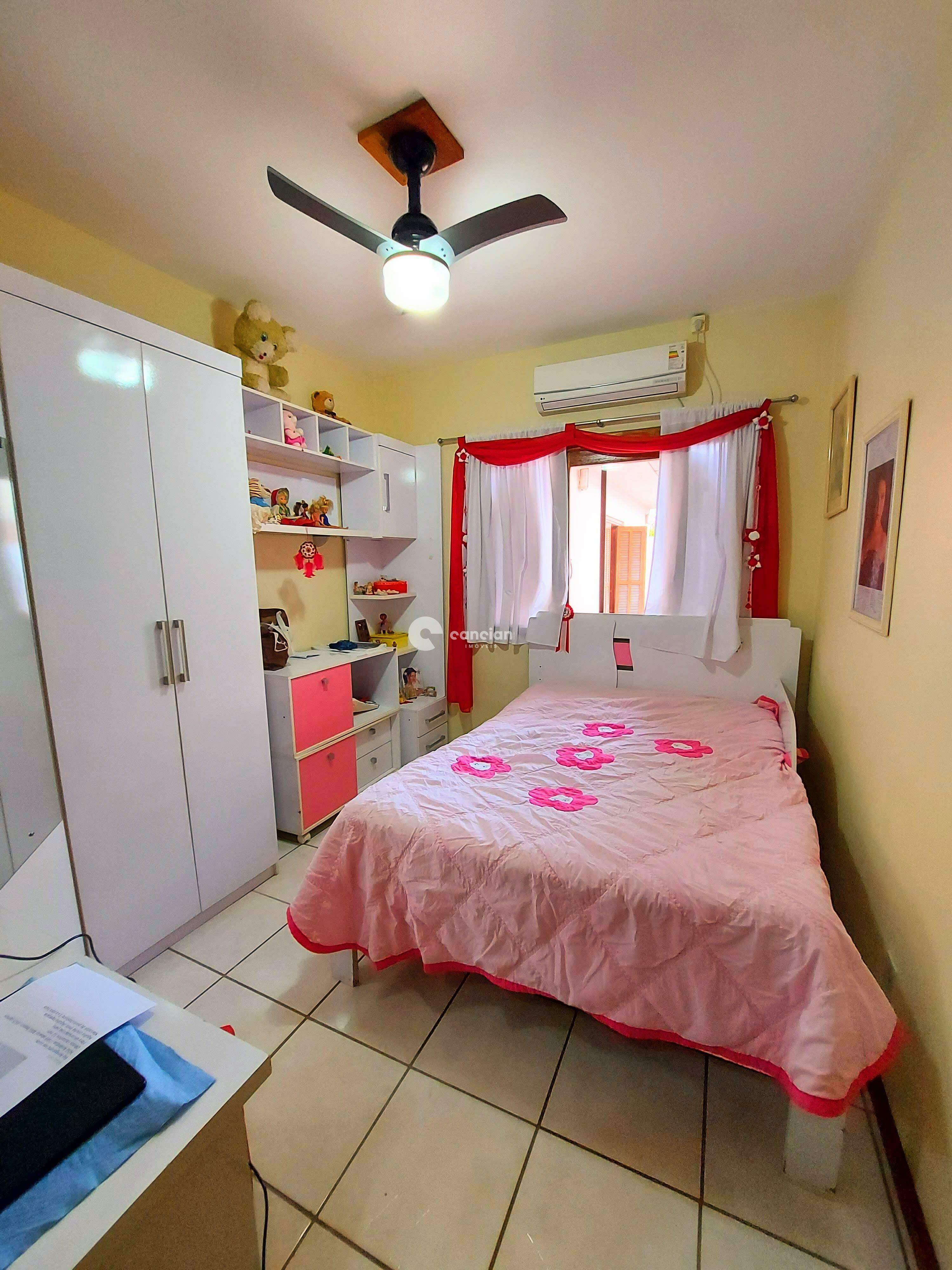 Casa à venda no Camobi: 