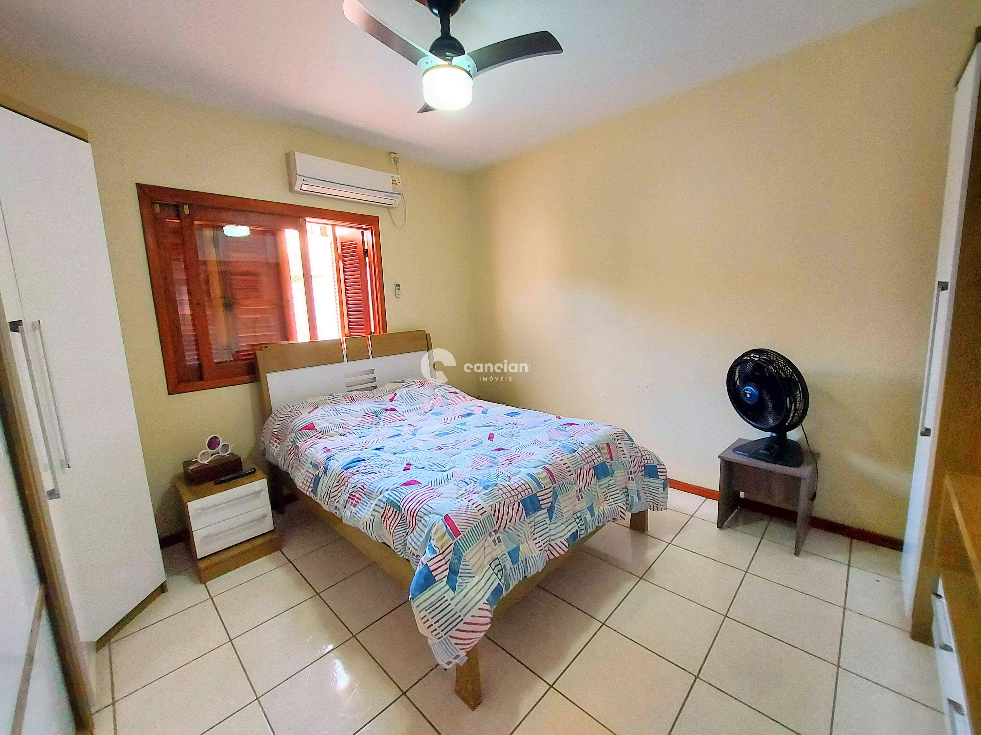 Casa à venda no Camobi: 