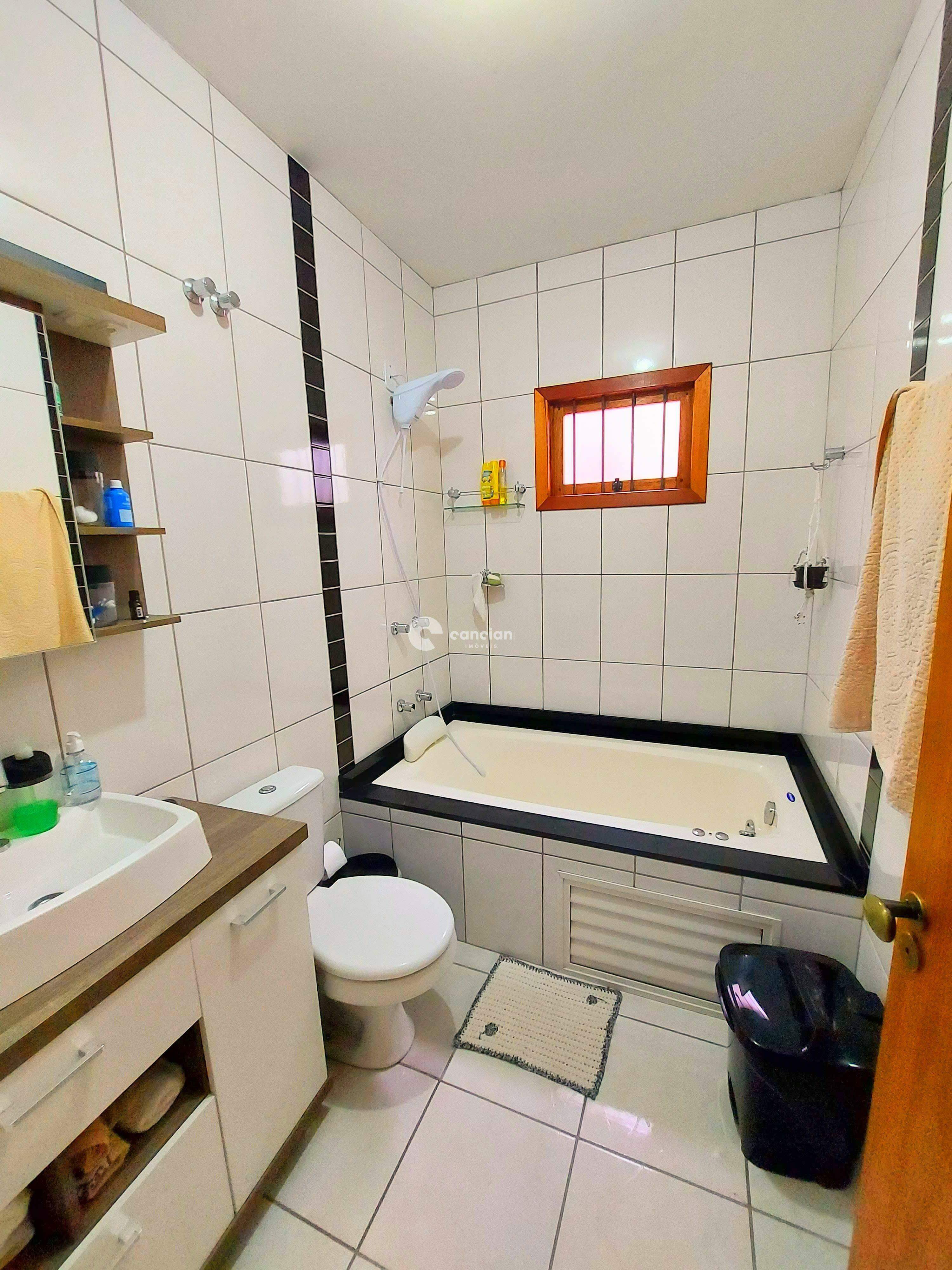 Casa à venda no Camobi: 