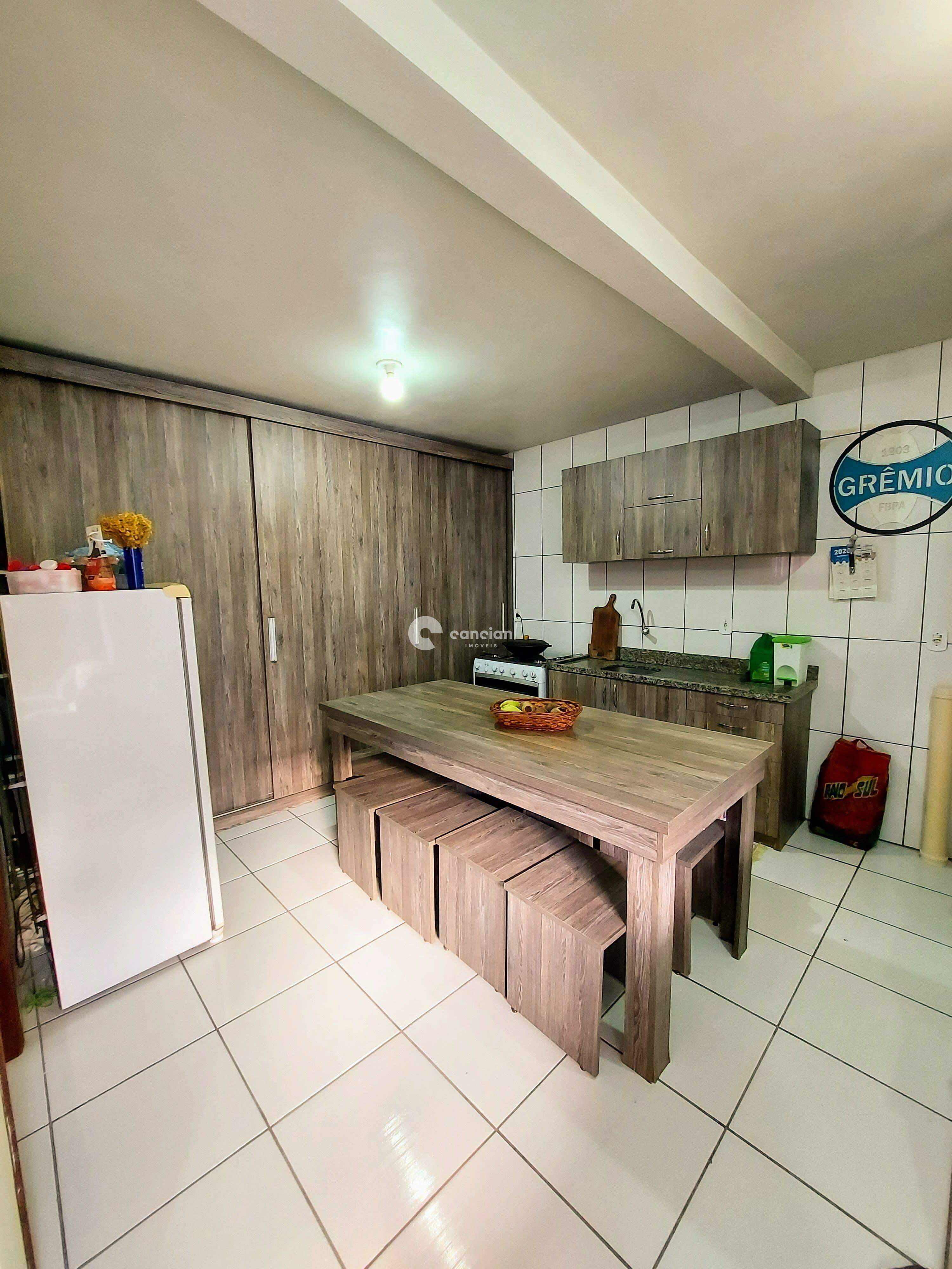 Casa à venda no Camobi: 