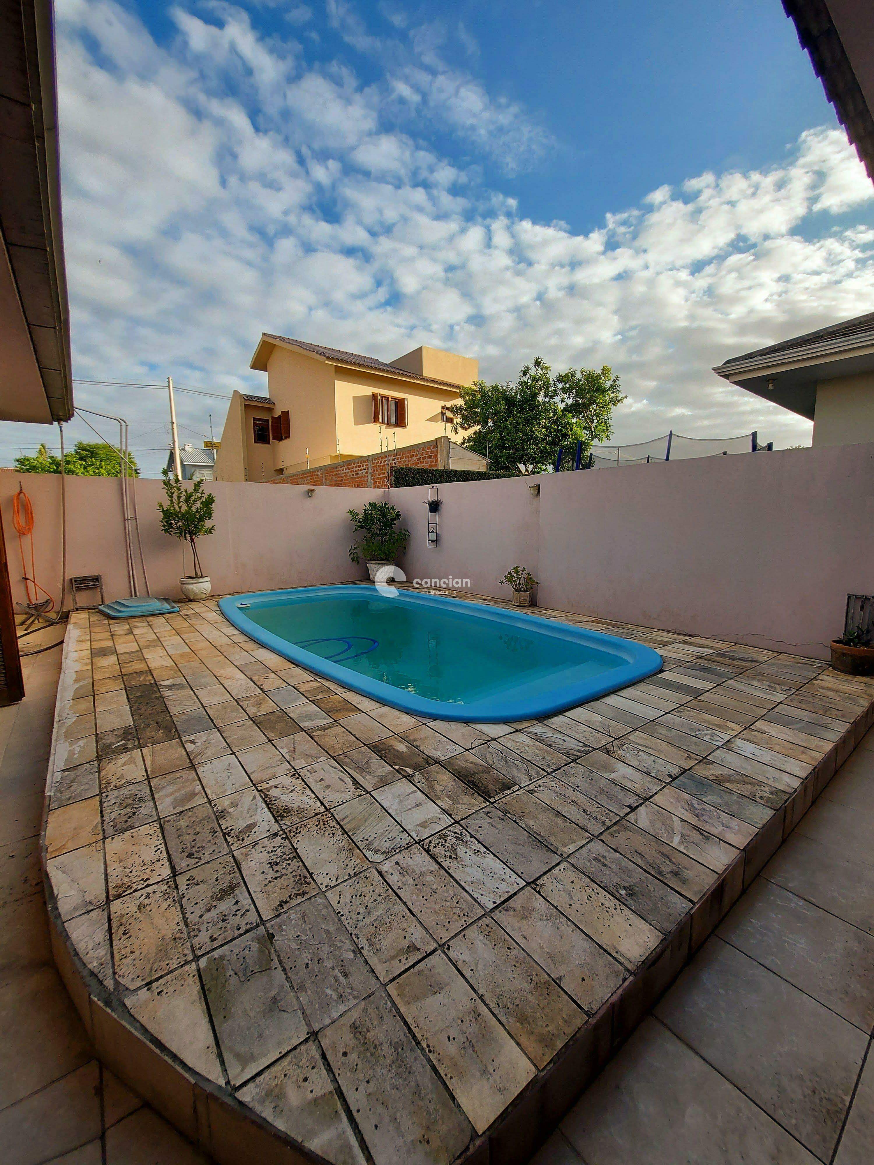 Casa à venda no Camobi: 