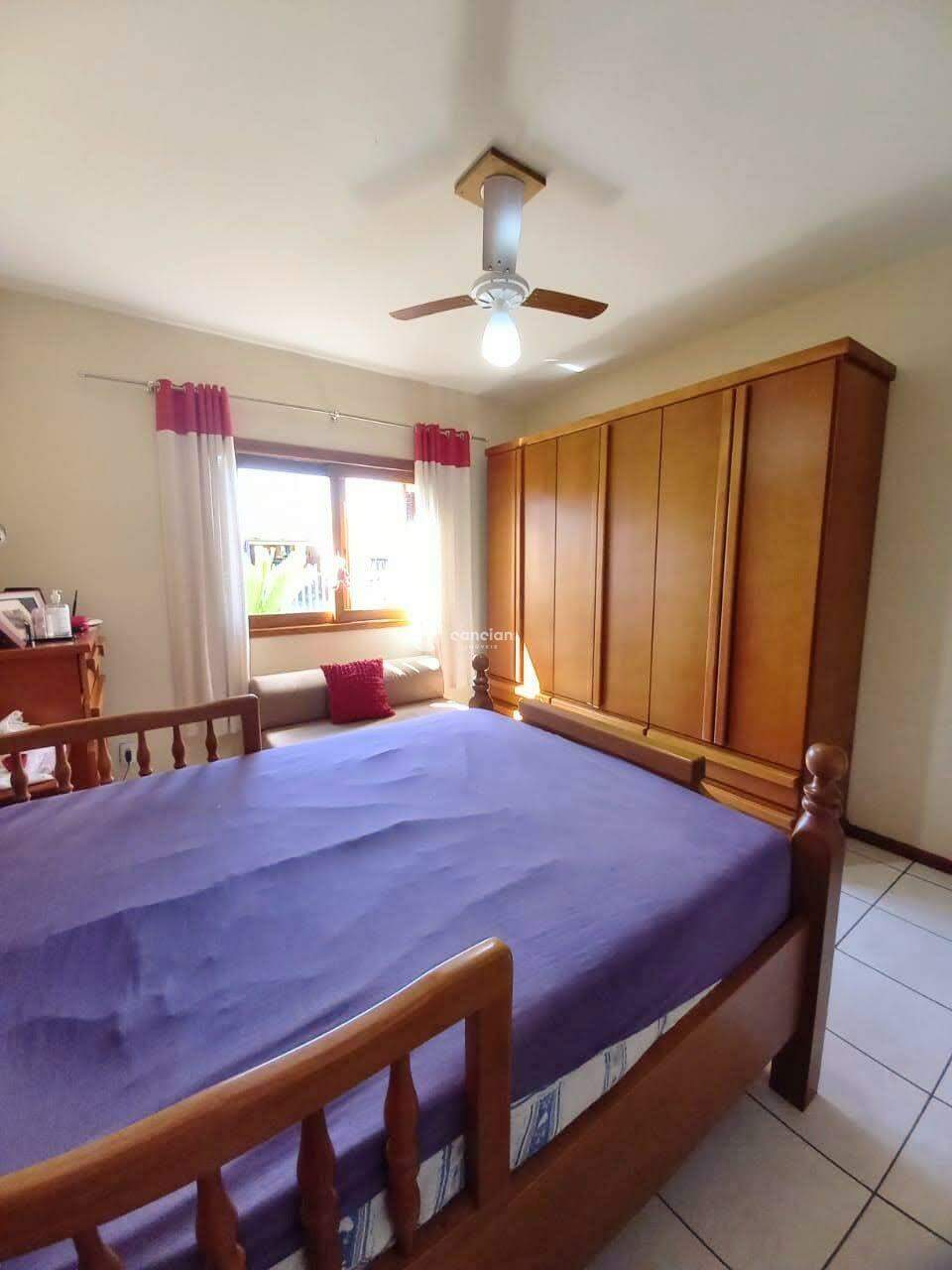 Casa à venda no Camobi: 