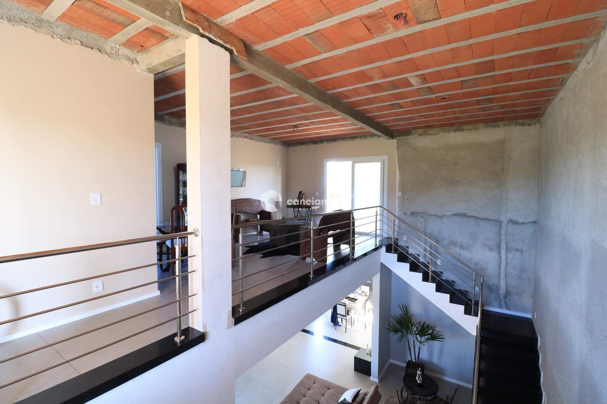 Casa à venda no Tomazetti: 