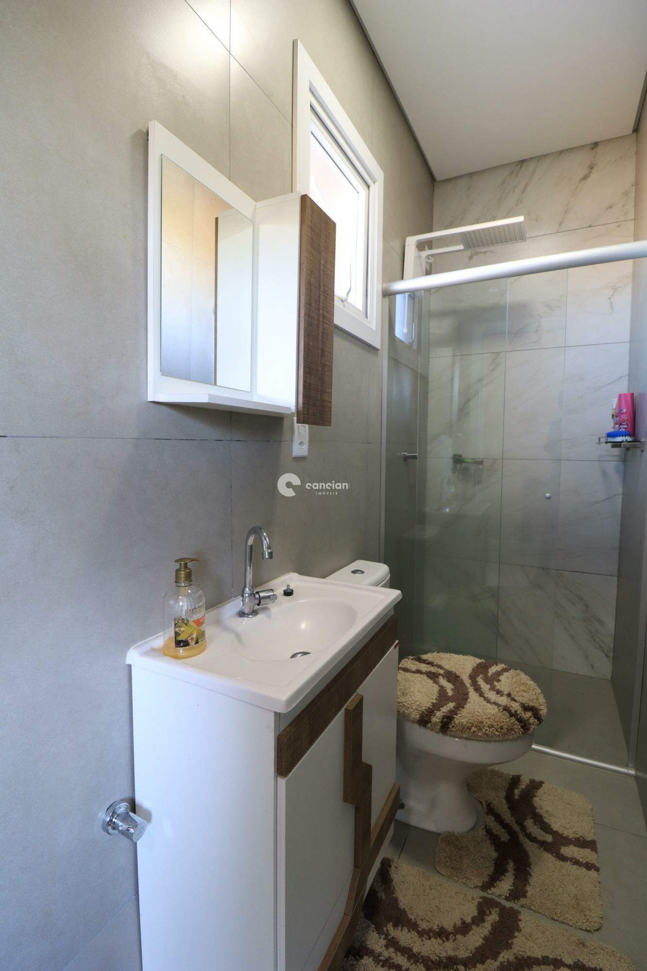 Casa à venda no Tomazetti: 