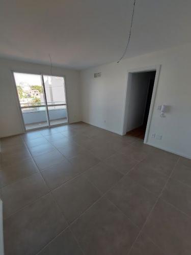 Apartamento à venda no Menino Jesus: 