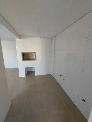 Apartamento à venda no Menino Jesus: 