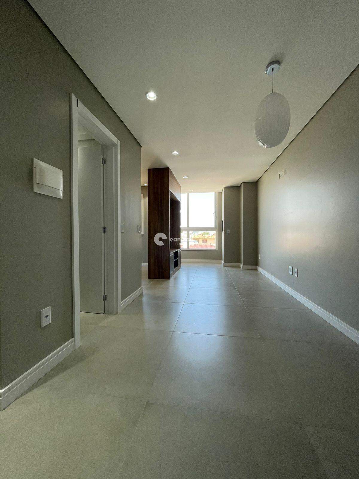 Apartamento à venda no Camobi: 