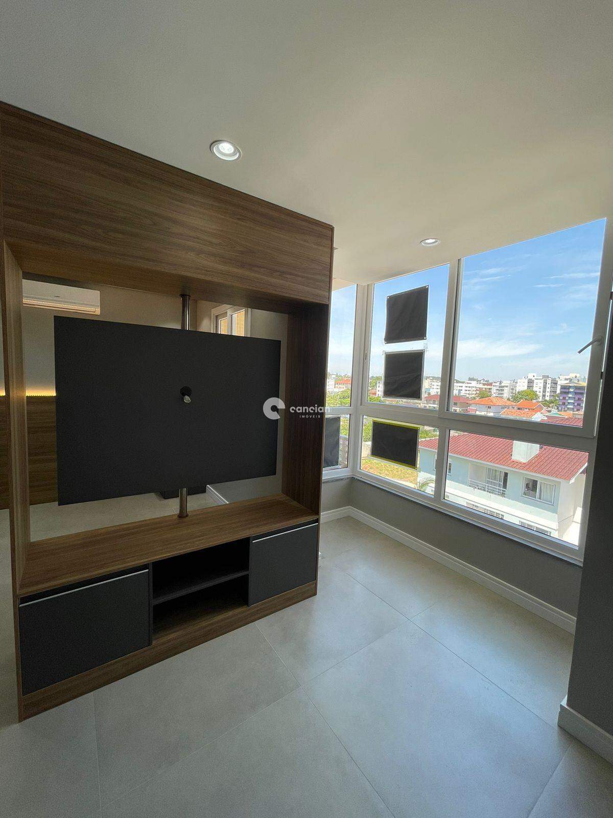 Apartamento à venda no Camobi: 