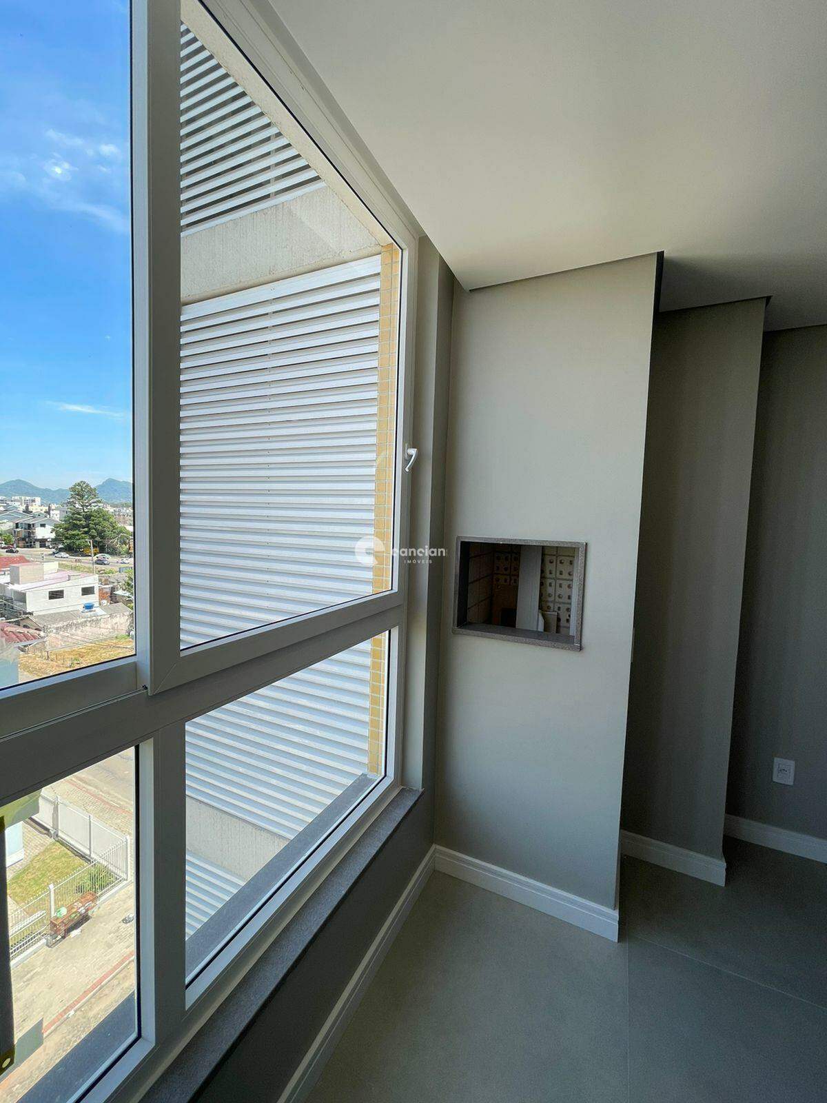 Apartamento à venda no Camobi: 