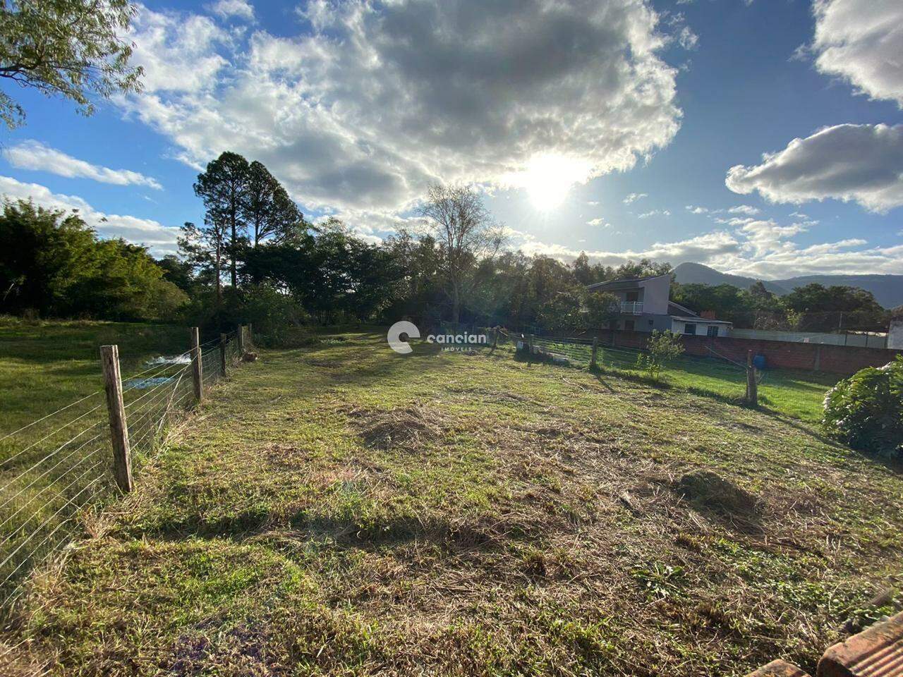 Casa à venda no Pé de Plátano: 