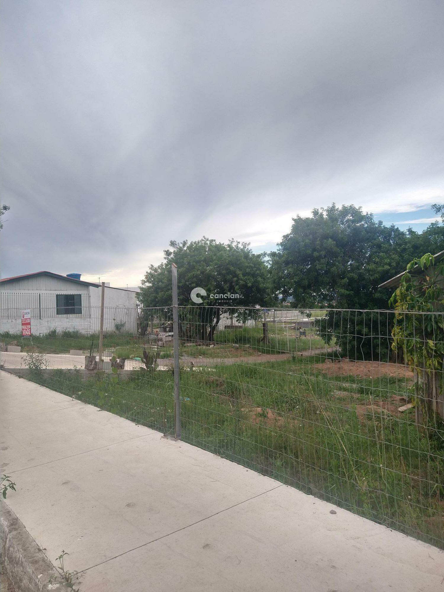 Terreno à venda no Pinheiro Machado: 