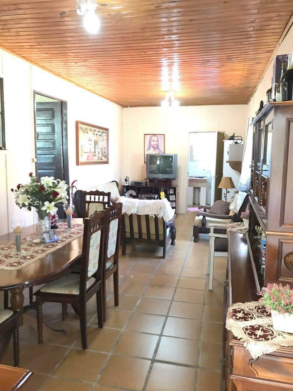 Casa à venda no Camobi: 