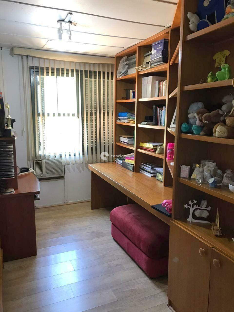 Casa à venda no Camobi: 