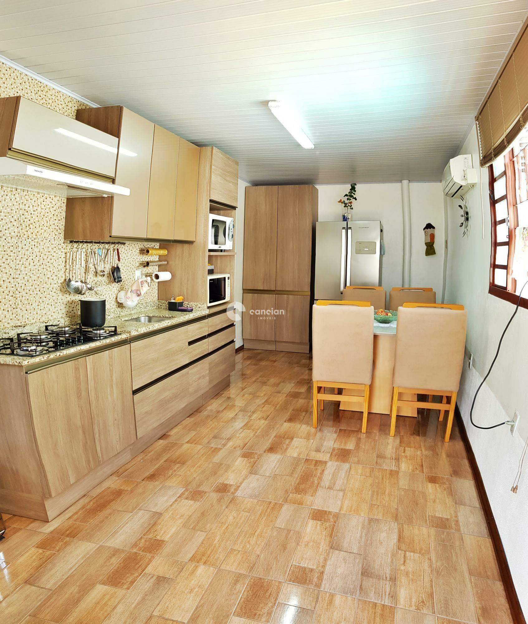 Casa à venda no Tancredo Neves: