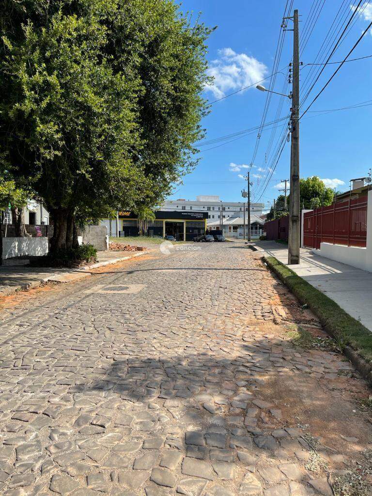 Terreno à venda no Camobi: 