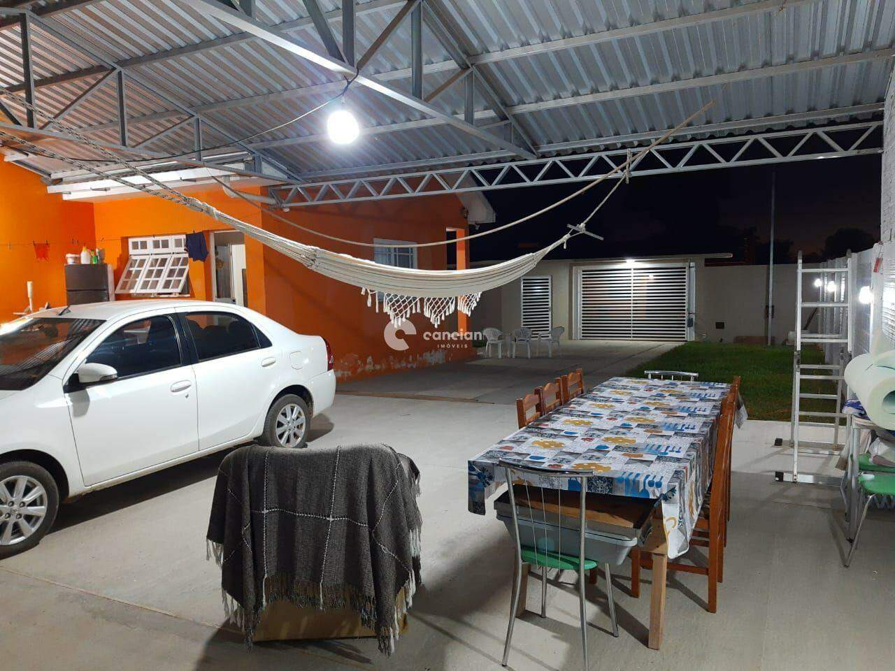 Casa à venda no Parque Serrano I: 