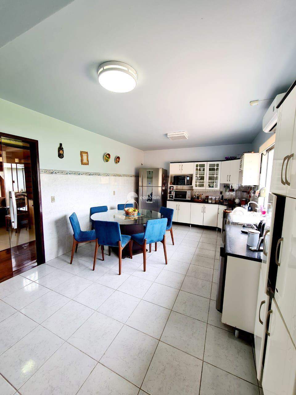 Casa à venda no Pinheiro Machado: