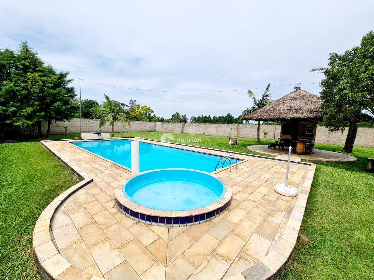 Casa à venda no Pinheiro Machado: