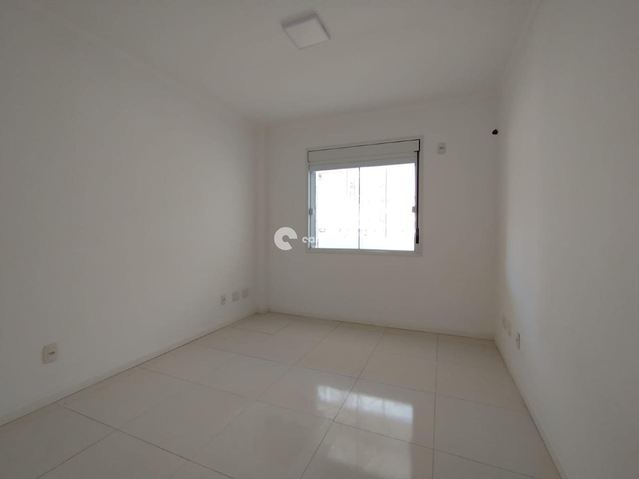 Apartamento à venda no Km 3: 