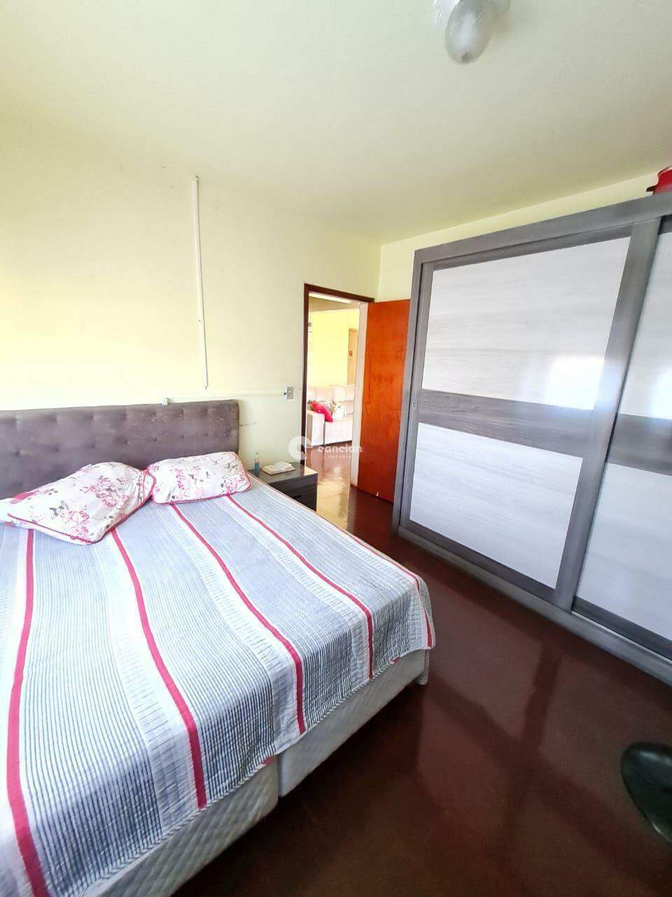 Apartamento à venda no Camobi: 