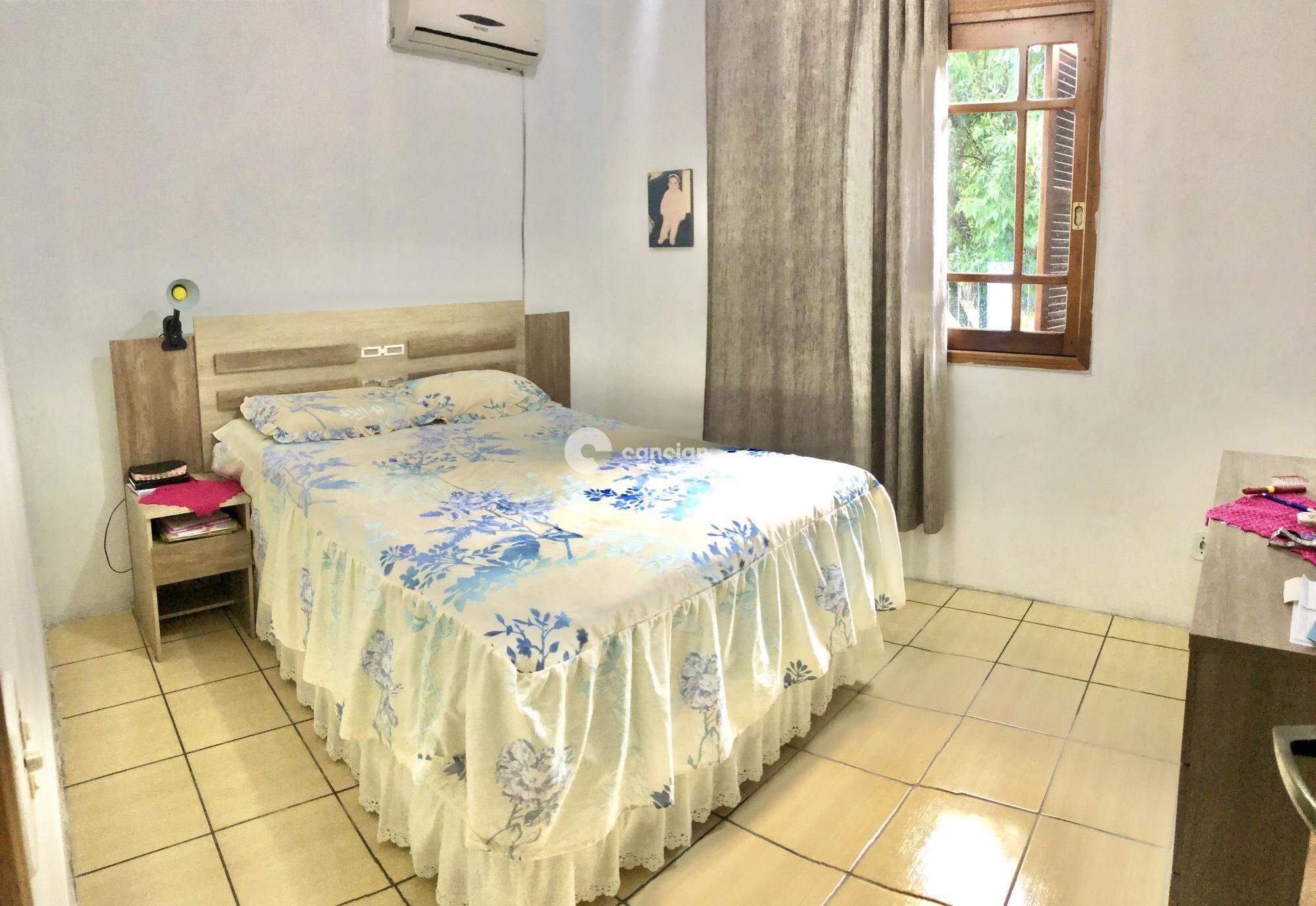 Casa à venda no Pé de Plátano: 