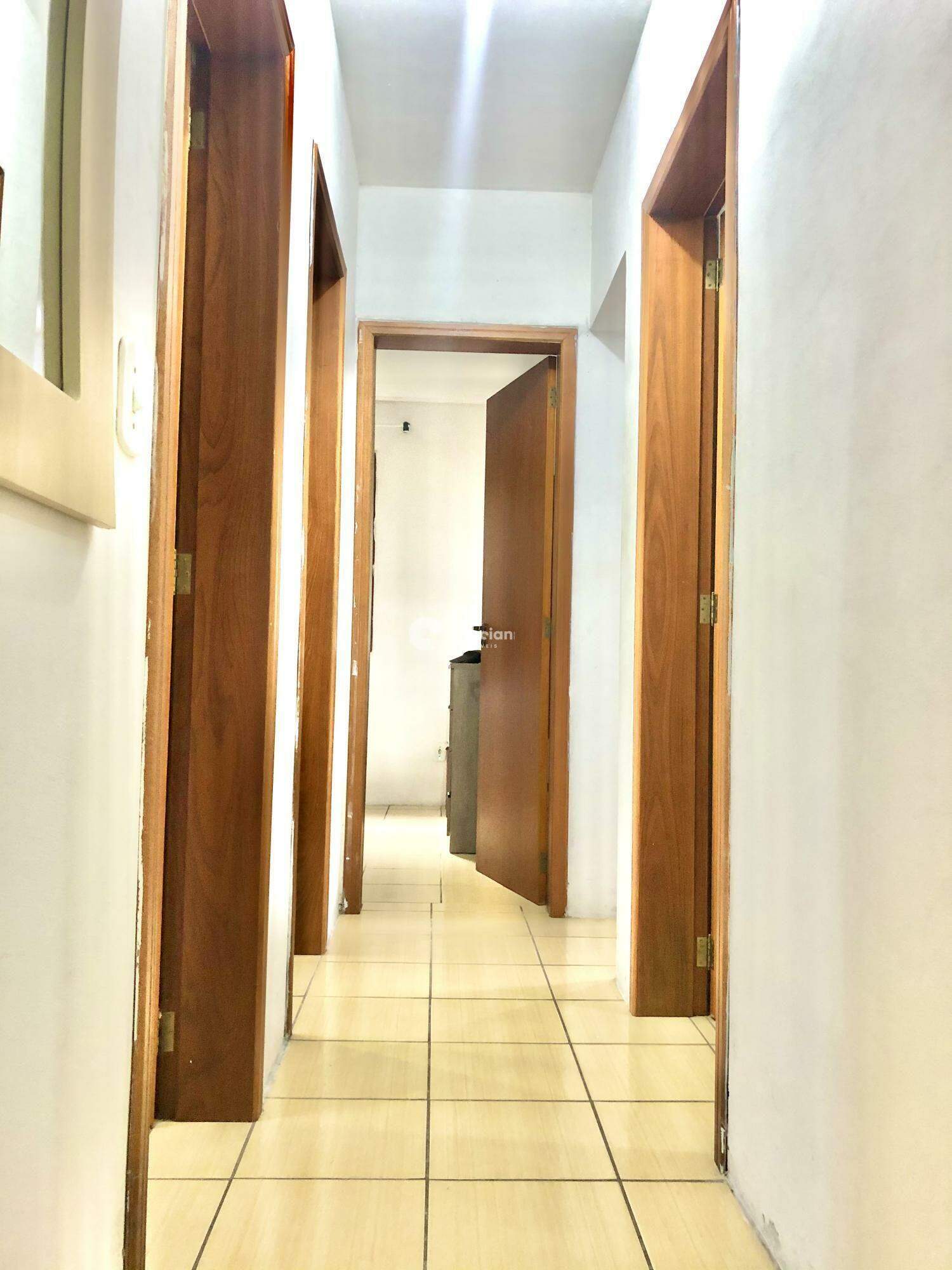 Casa à venda no Pé de Plátano: 