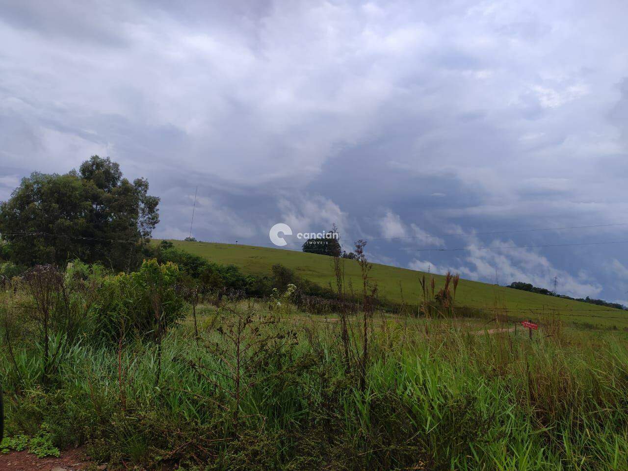 Terreno à venda no Tancredo Neves: 