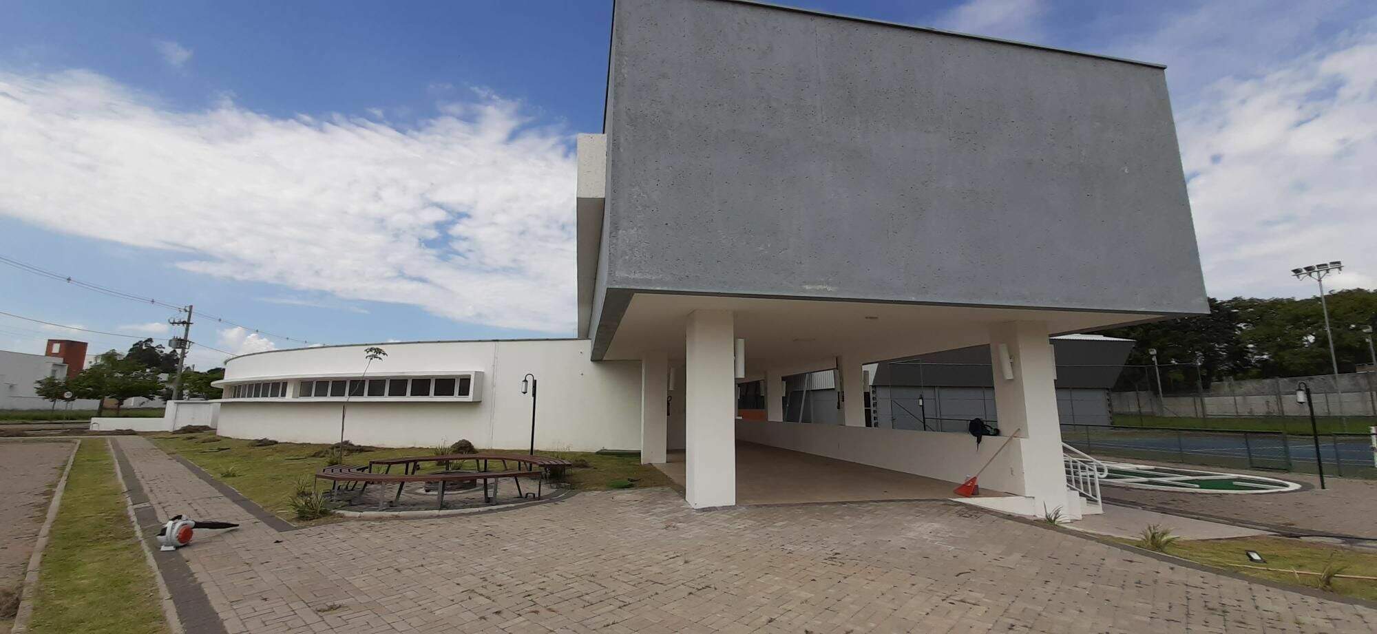 Terreno à venda no Camobi: