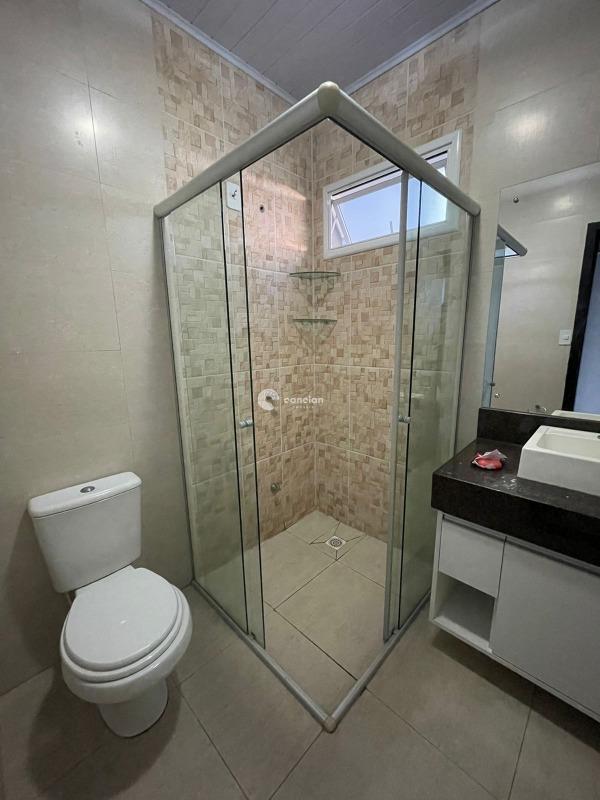 Casa à venda no Juscelino Kubitschek: 