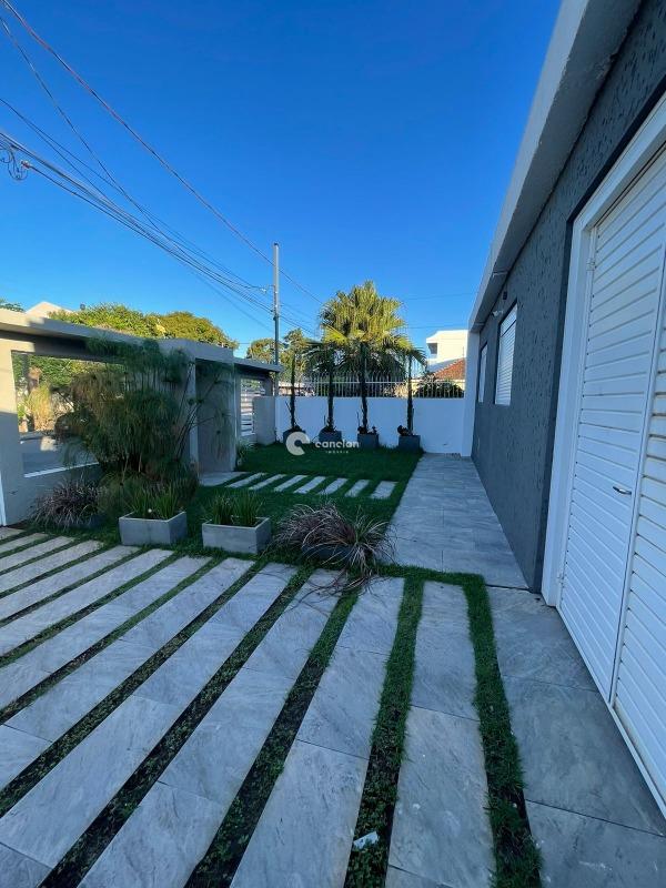 Casa à venda no Juscelino Kubitschek: 