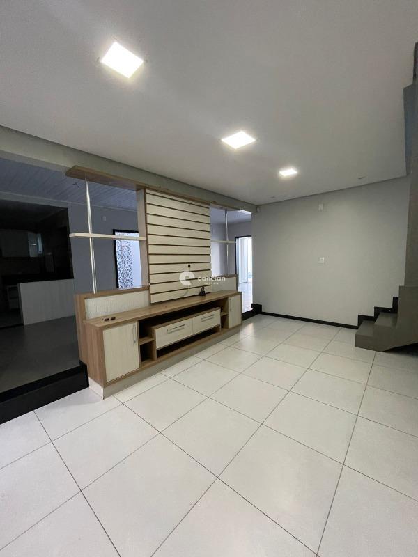 Casa à venda no Juscelino Kubitschek: 