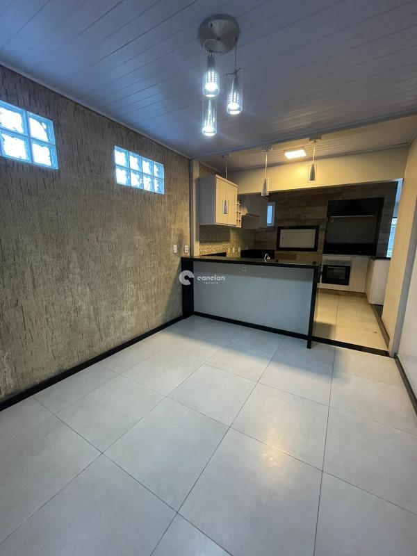 Casa à venda no Juscelino Kubitschek: 