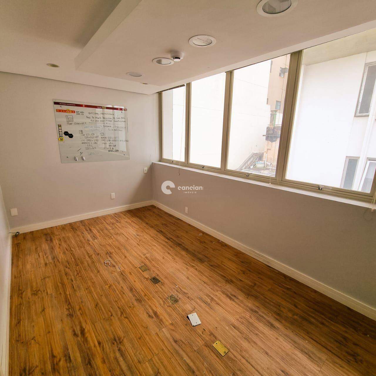Sala Comercial à venda no Centro: 